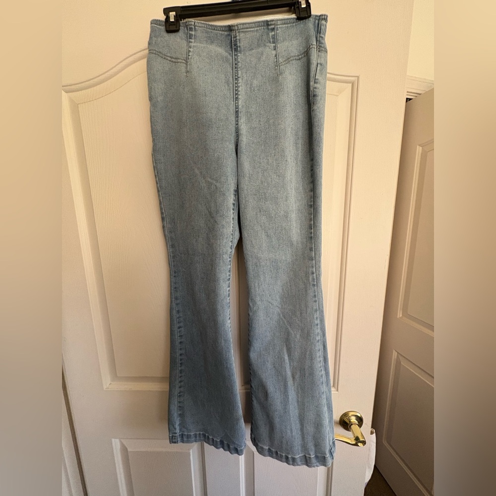 Knox Rose Bootleg Jeans